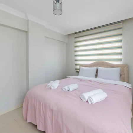 Altiparmak 2 Bdrm בורסה