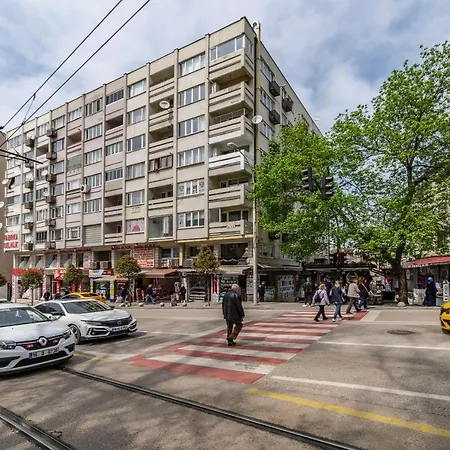 דירה Altiparmak 2 Bdrm *