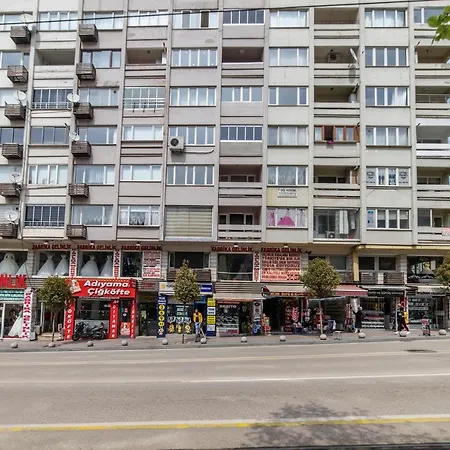 דירה Altiparmak 2 Bdrm בורסה